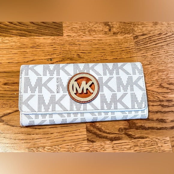 HPπ Micheal Kors Lily Large Vanilla MK Monogram Tote Shoulder Bag & Wallet - Picture 11 of 15